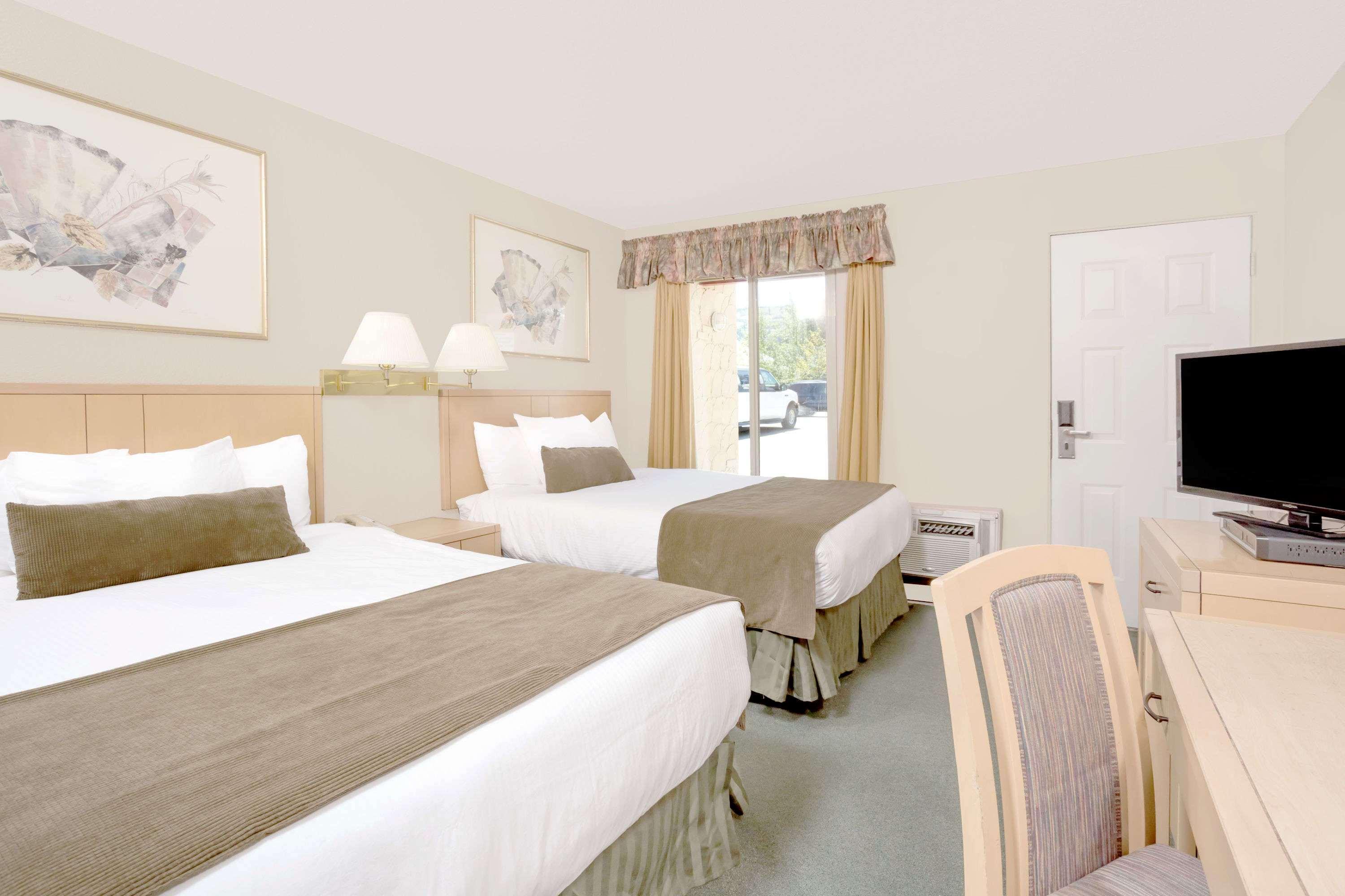 Howard Johnson By Wyndham Downtown Kamloops Luaran gambar